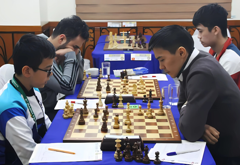 image of people playing chess tournaments